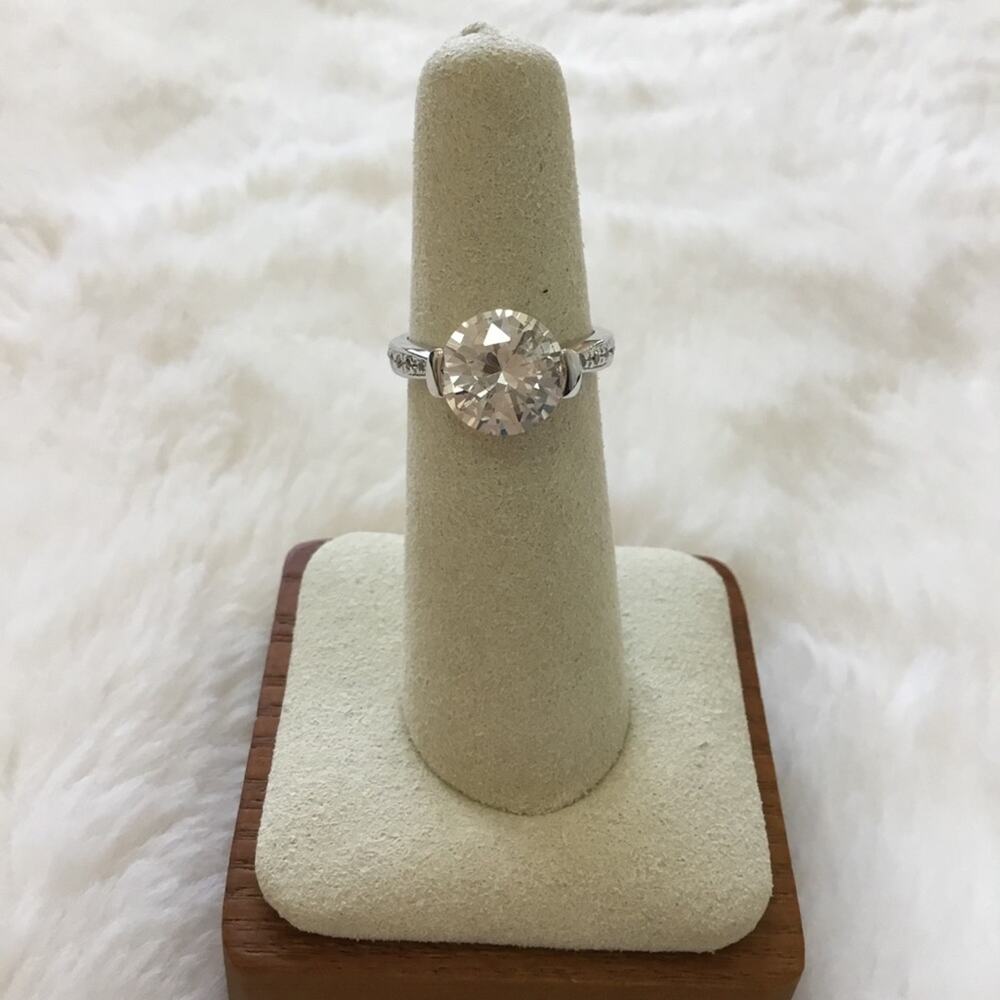Sterling Silver Round Ring